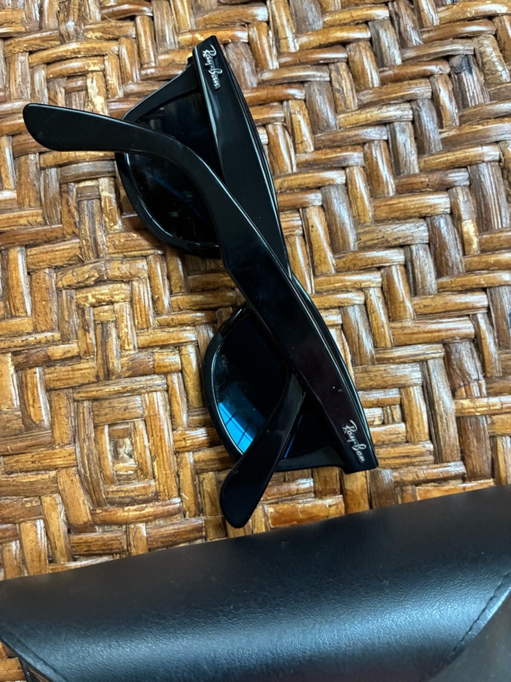 Ray-Ban Black Wayfarer Sunglasses with Dark Lenses - Picture 4 of 6